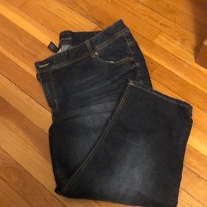Dark blue capri jeans size 24